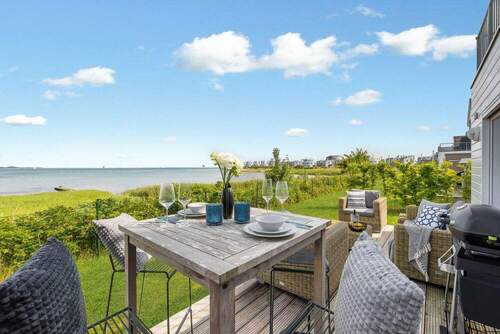 Ausblick - Erdgeschoss-Ferienwohnung direkt an der Schlei im Ostsee-Resort Olpenitz