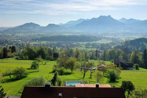 Weite Landschaften. Bergpanorama. - 2 Zimmer Mehrfamilienhaus, Wohnhaus zum Kaufen in Brannenburg