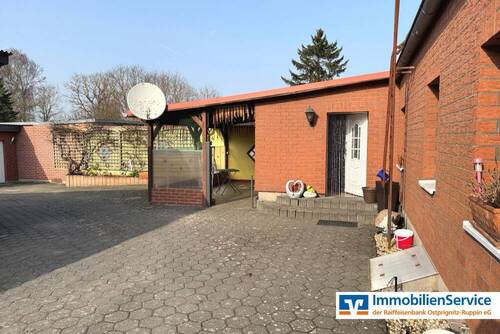 Anbau mit Veranda & Sitzecke - 