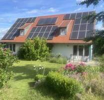 Großes Einfamilienhaus mit tollem Garten am Ortsrand mit PV, Solar & Sauna - super Lage - Schwäbisch Hall Breitenstein