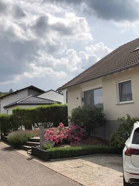 Straßenansicht - 