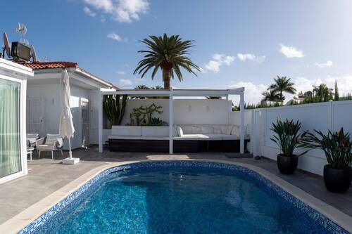 Überdachter Chill-Out-Bereich - 4 Zimmer Bungalow zum Kaufen in Maspalomas