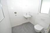 WC mit Dusche - 