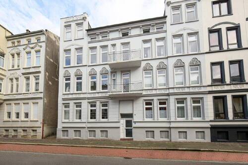 Außenansicht - 4 Zimmer Etagenwohnung zum Kaufen in Wilhelmshaven-Heppens