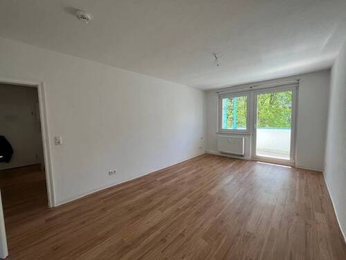 Wohnen - 2 Zimmer Etagenwohnung in Zwickau