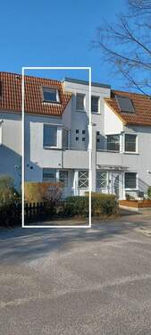 Reihenmittelhaus markiert - 5 Zimmer Reihenmittelhaus zum Kaufen in Berlin