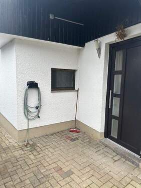 separates Haus - 1 Zimmer Mehrfamilienhaus, Wohnhaus zum Kaufen in Saarbrücken