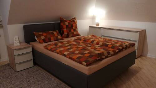 SCHLAFZIMMER - 