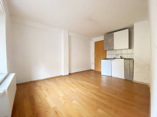 Einliegerzimmer EG - 8 Zimmer Einfamilienhaus in Kirchberg / Murr