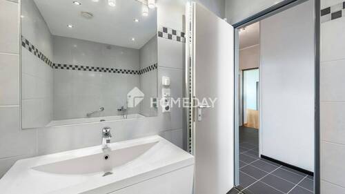 Badezimmer 1 2-1 - 