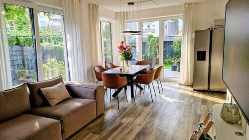 2 - 3 Zimmer Etagenwohnung zum Kaufen in Hamburg