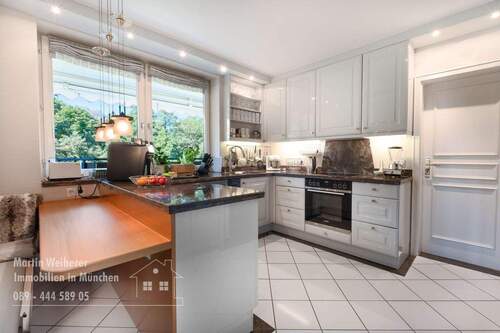 Küche mit Frühstücksecke - 