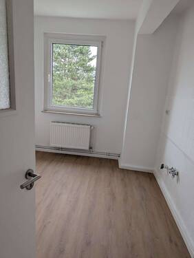 PXL_20260512_091111337 - 2 Zimmer Etagenwohnung zur Miete in BORNA-Neukirchen