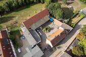 Gebäudeansicht von oben - 6 Zimmer Bauernhaus, Landhaus in Bördeland