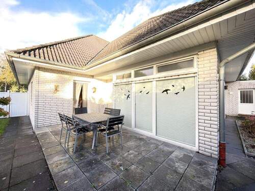 Seitenansicht - 4 Zimmer Bungalow zum Kaufen in Rhauderfehn