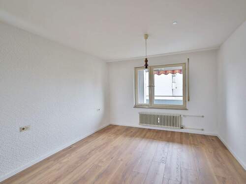 Weiteres, helles Schlafzimmer - 