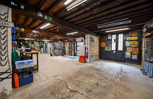 Unterstellmöglichkeit - 