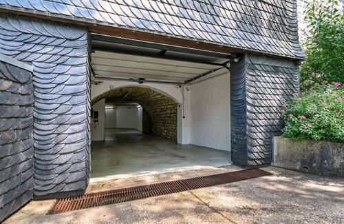 Garage des Wohnhauses - 