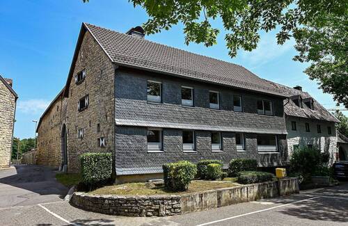 Wohnhaus - Bauernhaus, Landhaus mit 180,00 m&sup2; in Aachen zum Kaufen