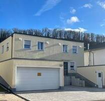 Neuwertige DHH am Kalvarienberg - Lauchheim