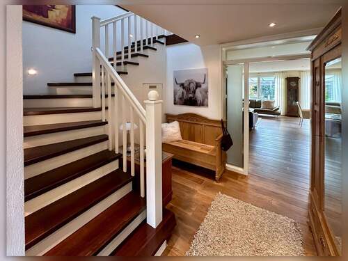 Diele - Treppenhaus - 4 Zimmer Doppelhaushälfte in Bocholt / Biemenhorst