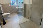 Duschbad mit WC - 
