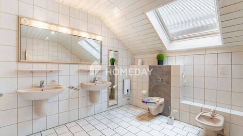 DG Badezimmer 1 - 