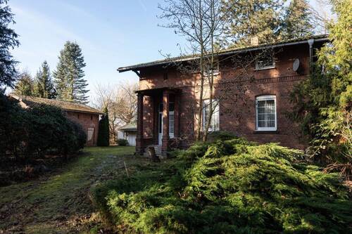Aussenansicht - Charmantes Einfamilienhaus mit großem Grundstück und Wasserzugang in Elbe-Parey