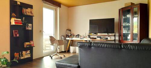 Wohnzimmer - 4 Zimmer Etagenwohnung in Ranstadt