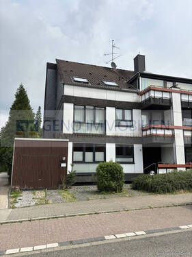 Außenansicht - Raumwunder im Haus-im-Haus-Stil mit Terrasse und großem Garten!
