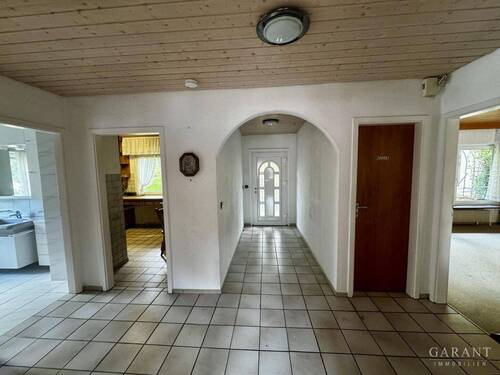 Eingangsbereich - Einfamilienhaus mit 120,00 m² in Altensteig zum Kaufen