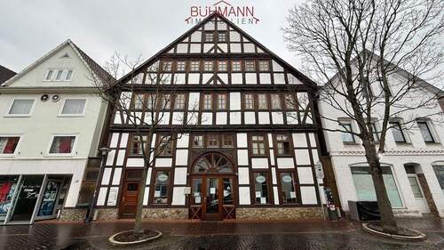 Ansicht Aussen Niedernstraße 1 - 2 Zimmer Mehrfamilienhaus, Wohnhaus zum Kaufen in Stadthagen