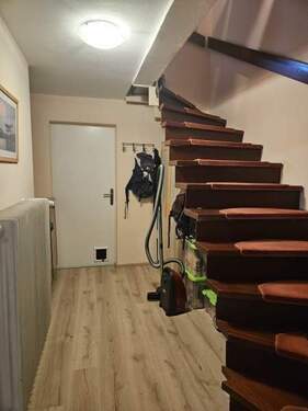 Treppe UG - Reihenmittelhaus mit 133,00 m&sup2; in Weßling zum Kaufen