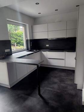 Einbauküche - Etagenwohnung mit 127,00 m&sup2; in Hilden zum Kaufen