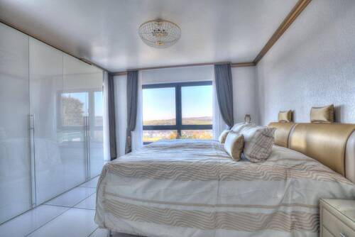 Schlafzimmer - Erdgeschoss - 