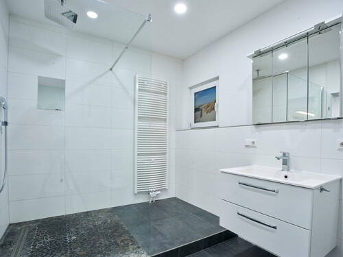 Badezimmer - Einliegerwohnung - 