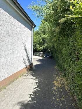 Einfahrt - 2 Zimmer Etagenwohnung zur Miete in Halver