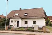 Bild 3 - 9 Zimmer Einfamilienhaus in Schwabach