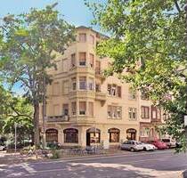 Frankfurt-Bockenheim: Hervorragende Stadtlage - komplett vermietetes Mehrfamilienhaus mit Gewerbe - Frankfurt am Main