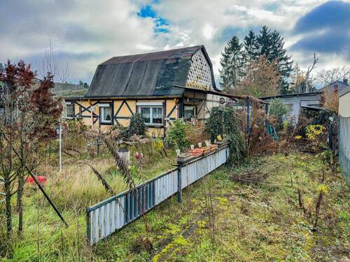 Haus - Grundstück in Berlin / Biesdorf