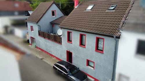 02 Rechte Seite - 5 Zimmer Mehrfamilienhaus, Wohnhaus zum Kaufen in Sankt Wendel