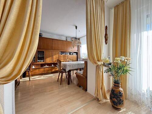 Esszimmer Ansicht 1 - Etagenwohnung mit 85,00 m&sup2; in Oberderdingen zum Kaufen