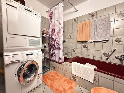 Badezimmer Ansicht 2 - 