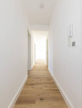 Bild 2 - 2 Zimmer Etagenwohnung zum Kaufen in Düsseldorf