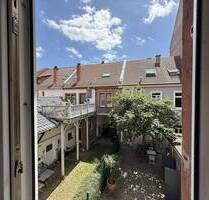 Charmante 2-Zimmer-Altbauwohnung mit Blick ins Grüne im Herzen von Heidelberg-Bergheim