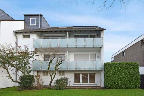 Außenansicht - *provisionsfrei* Helle Erdgeschosswohnung in gehobener Lage von Meerbusch