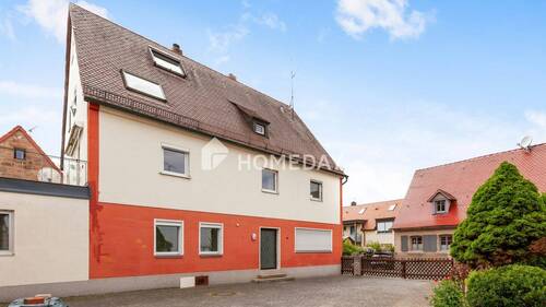 Außenansicht 3 - Mehrfamilienhaus mit 3 Wohneinheiten und großer Dachterrasse