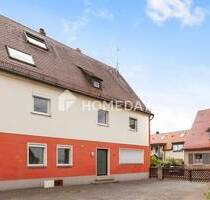 Mehrfamilienhaus mit 3 Wohneinheiten und großer Dachterrasse - Cadolzburg