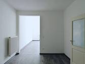 Küche, Blick Richtung Raum 1 - 