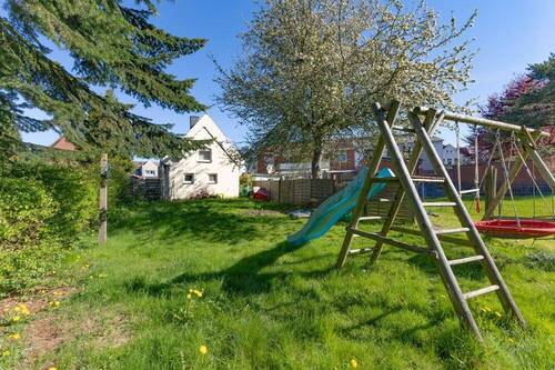 Außenbereich - Mehrfamilienhaus, Wohnhaus mit 156,00 m&sup2; in Heide zum Kaufen